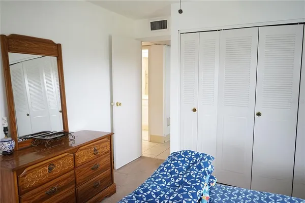 $99,500 | 101 Cambridge Trail, Unit 205, Sun City Center, FL 33573