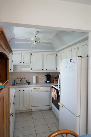 $99,500 | 101 Cambridge Trail, Unit 205, Sun City Center, FL 33573