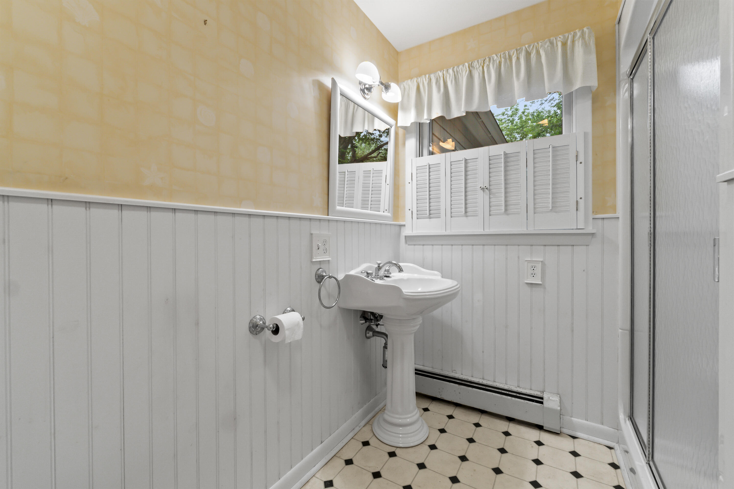 31 Pine Hill Road South Cape Neddick, ME 03902 - Photo 25 of 45 First Floor Bathroom