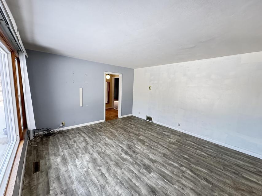 3334 West Glendora Road Buchanan, MI 49107 - Photo 2 of 25 20260217202209198604000000-o