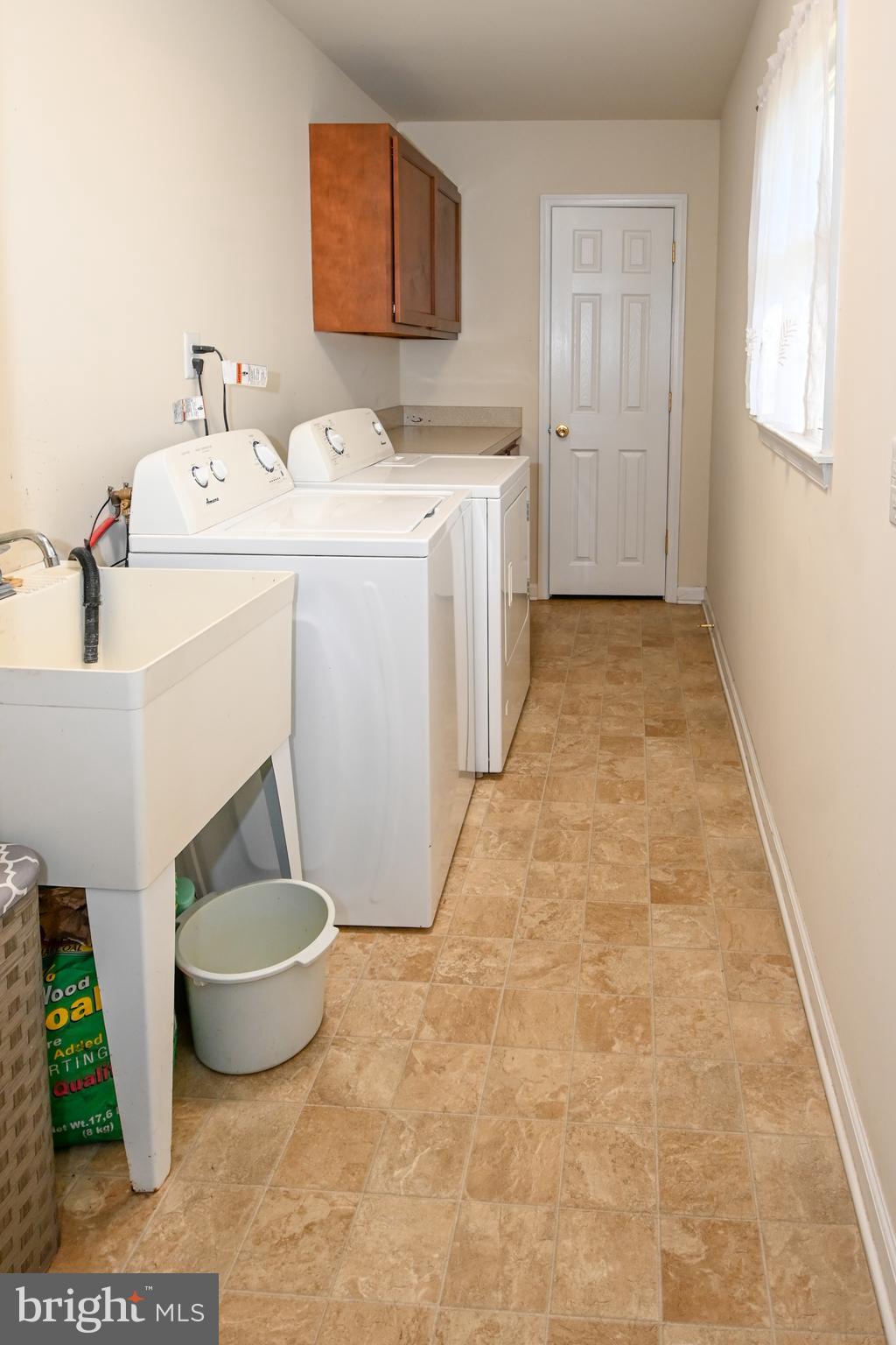 60 Country Club Road Willingboro, NJ 08046 - Photo 17 of 23 Gallery Image 17