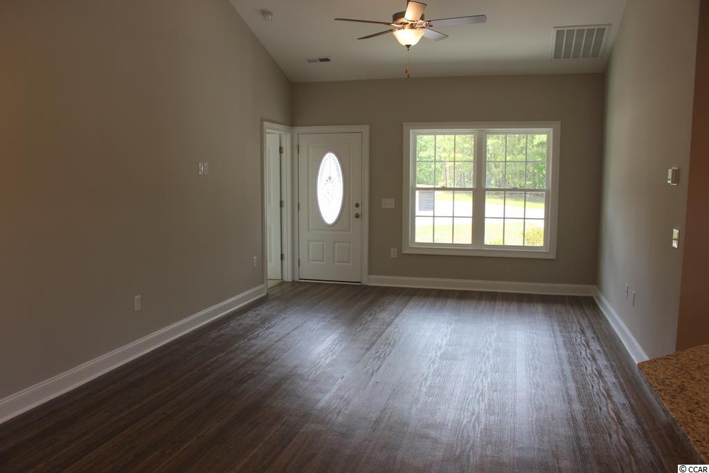 3005 Fiddler Court Loris, SC 29569 - Photo 5 of 31 Gallery Image 5