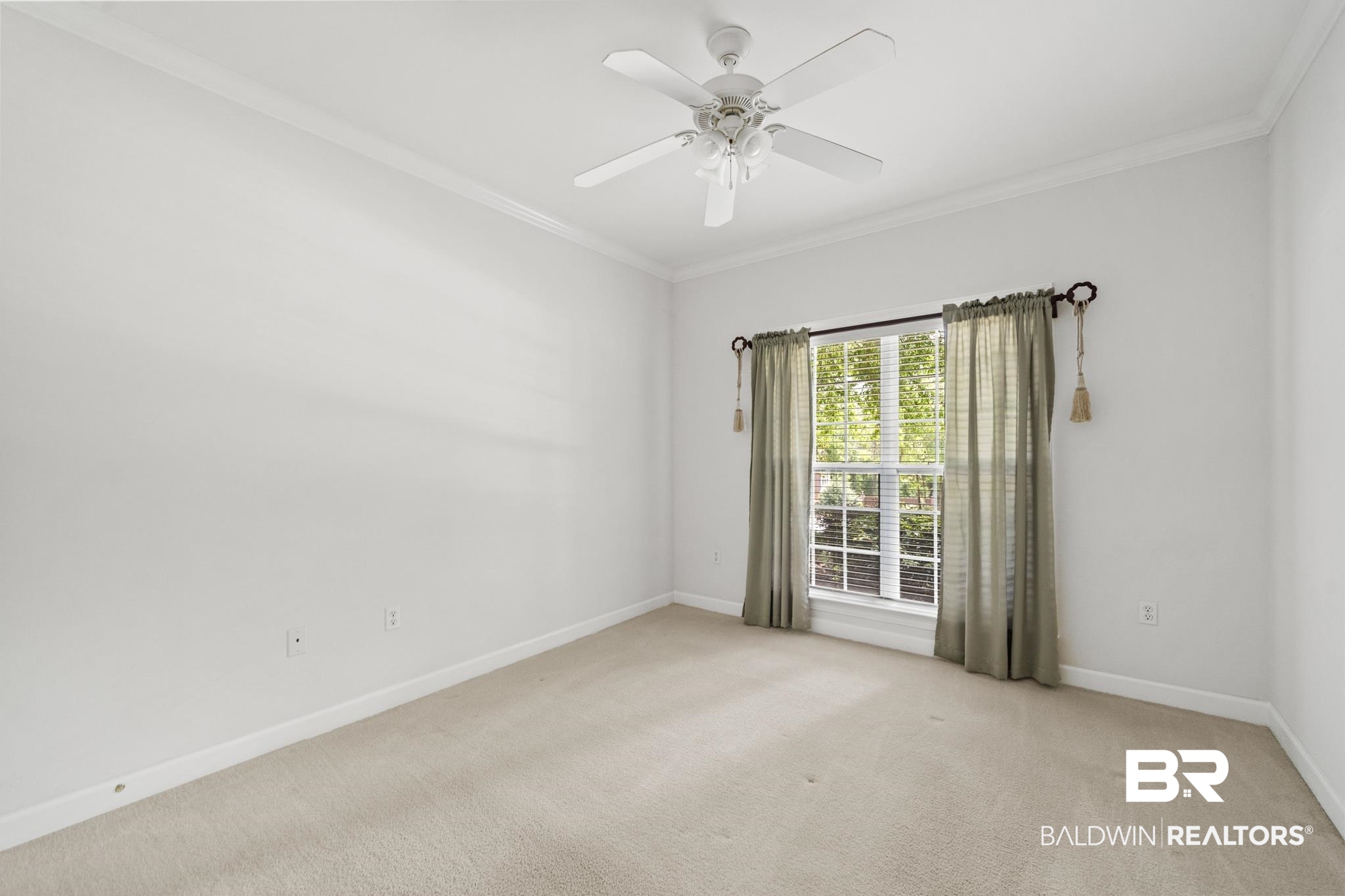 7335 Maureen Circle Daphne, AL 36527 - Photo 17 of 36 bedroom 2 downstairs