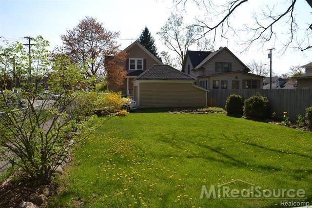 136 South Rawles Street Romeo, MI 48065 - Photo 2 of 9