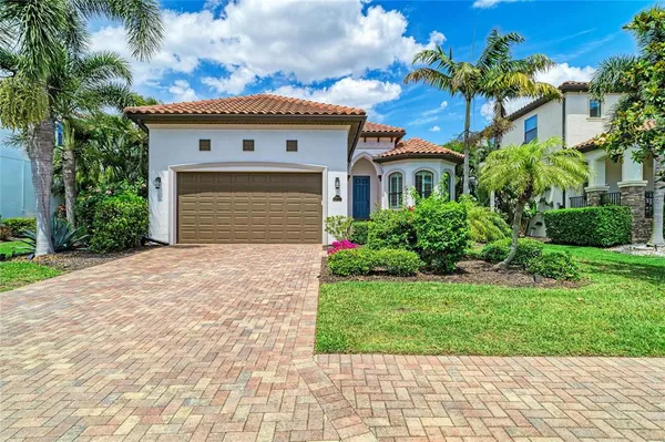 $690,000 | 5819 Title Row Drive, Bradenton, FL 34210
