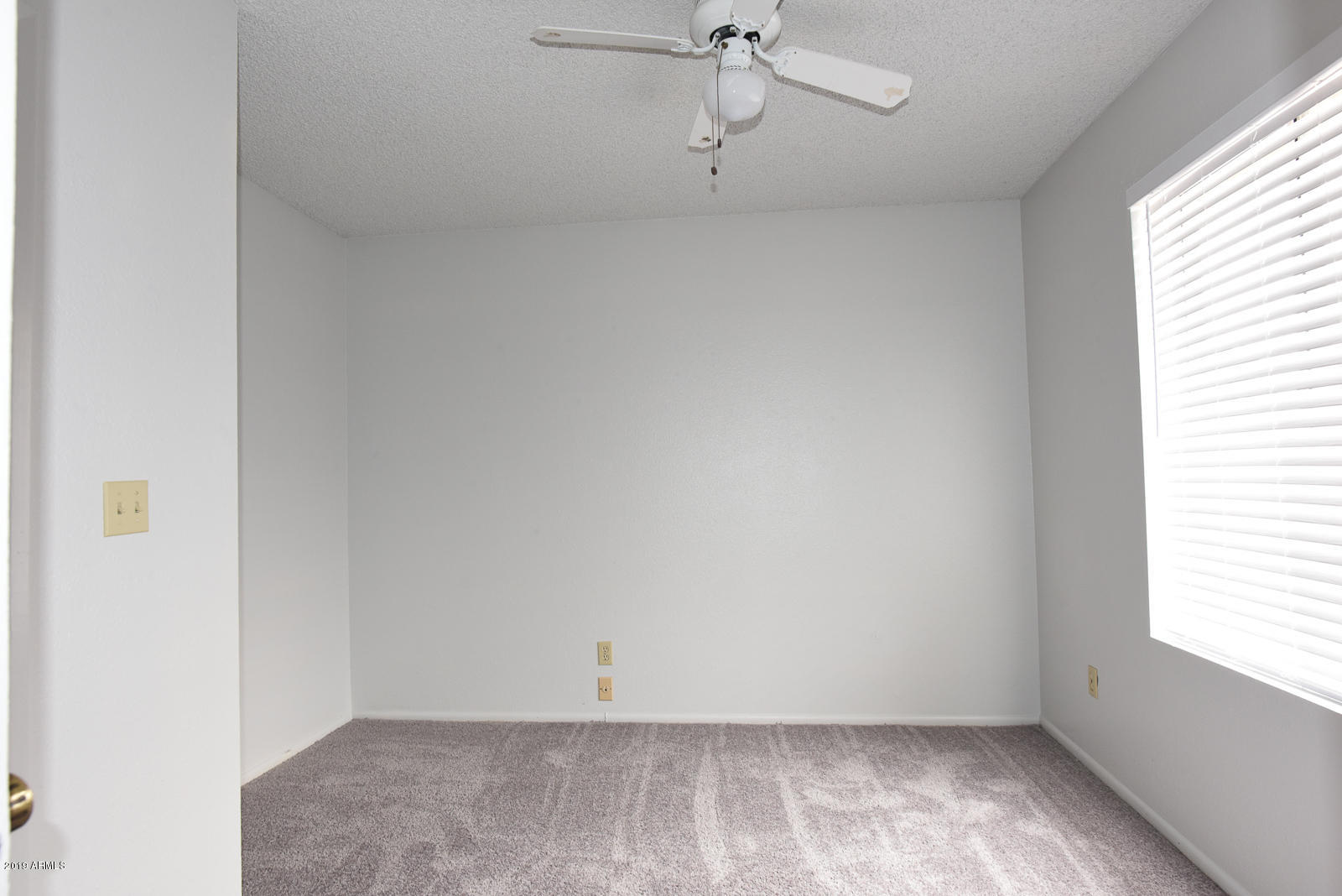 6340 West Hatcher Road Glendale, AZ 85302 - Photo 5 of 11 Bedroom 1