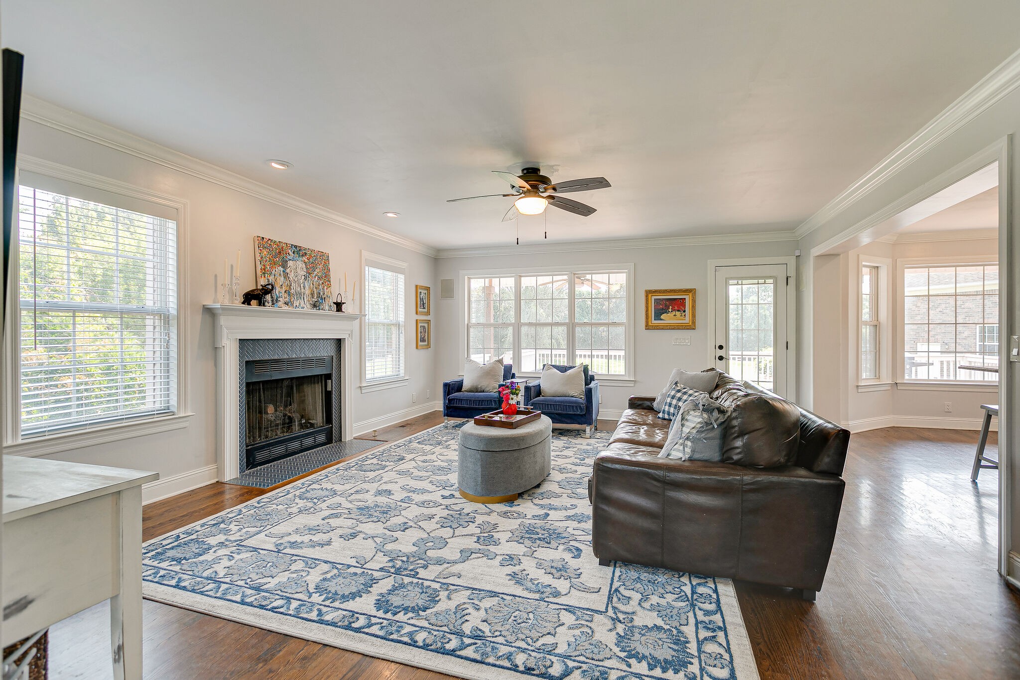 1555 West Harpeth Road Franklin, TN 37064 - Photo 4 of 31 Gallery Image 4
