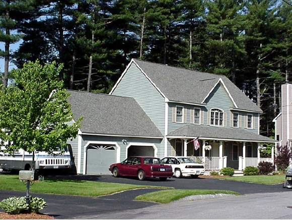 34 Pinebrook Road Nashua, NH 03062 - Photo 1 of 5