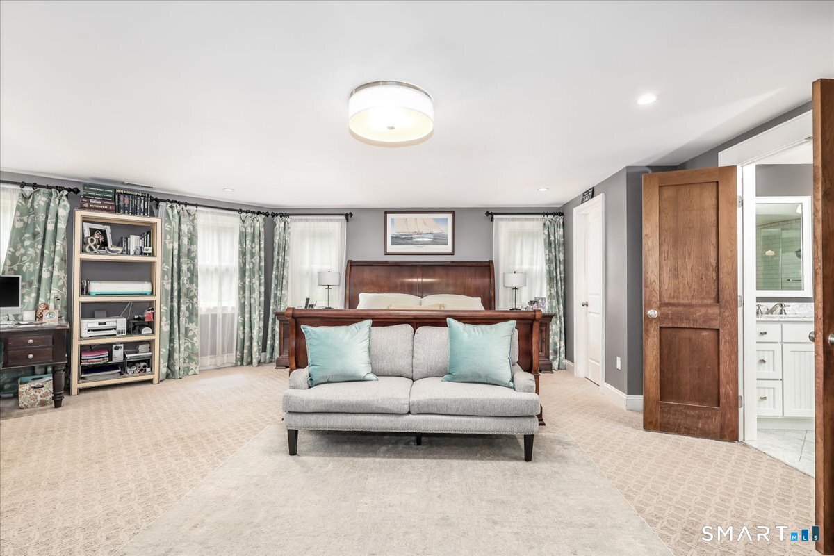 31 Aspen Mill Road Ridgefield, CT 06877 - Photo 14 of 38 This room features two walk-in closets