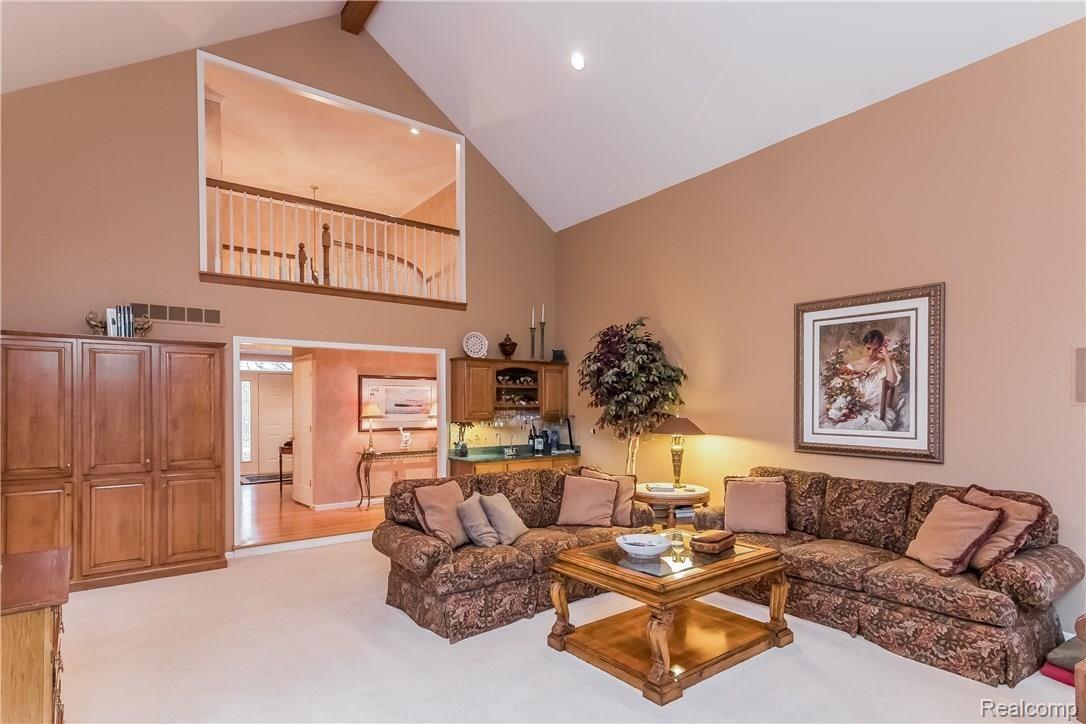 4037 Oak Tree Circle Rochester, MI 48306 - Photo 6 of 55 006-Living_Room-2337541-large.jpg