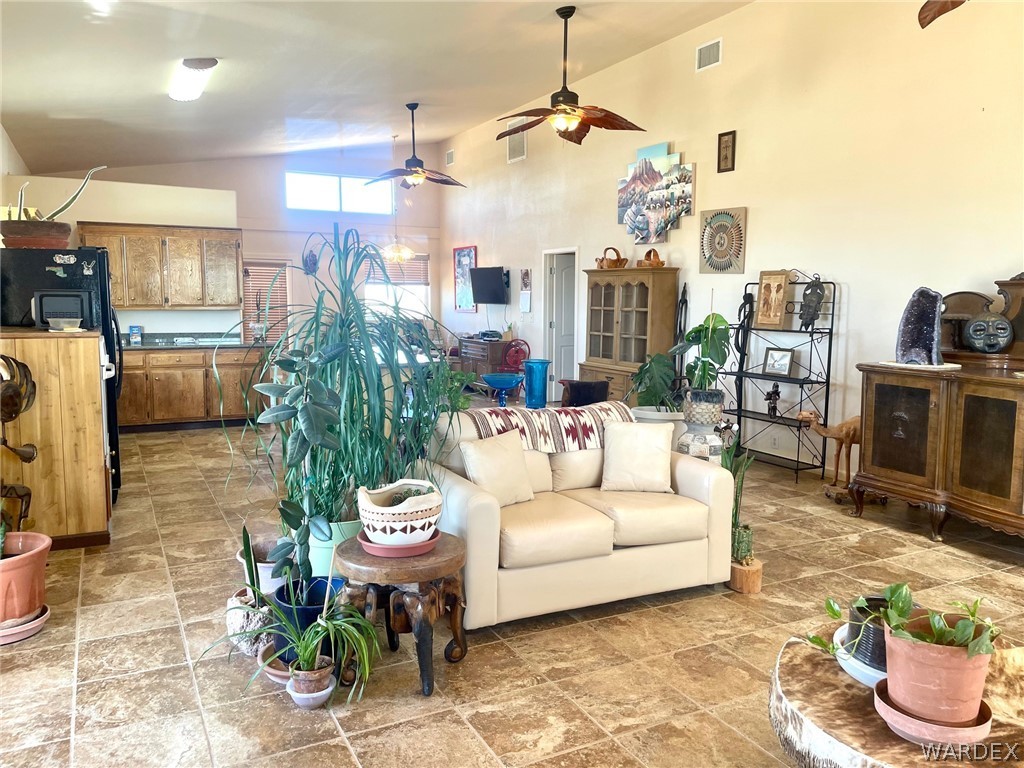 21477 South Sundance Kid Road Yucca, AZ 86438 - Photo 12 of 66 Main LR corner view