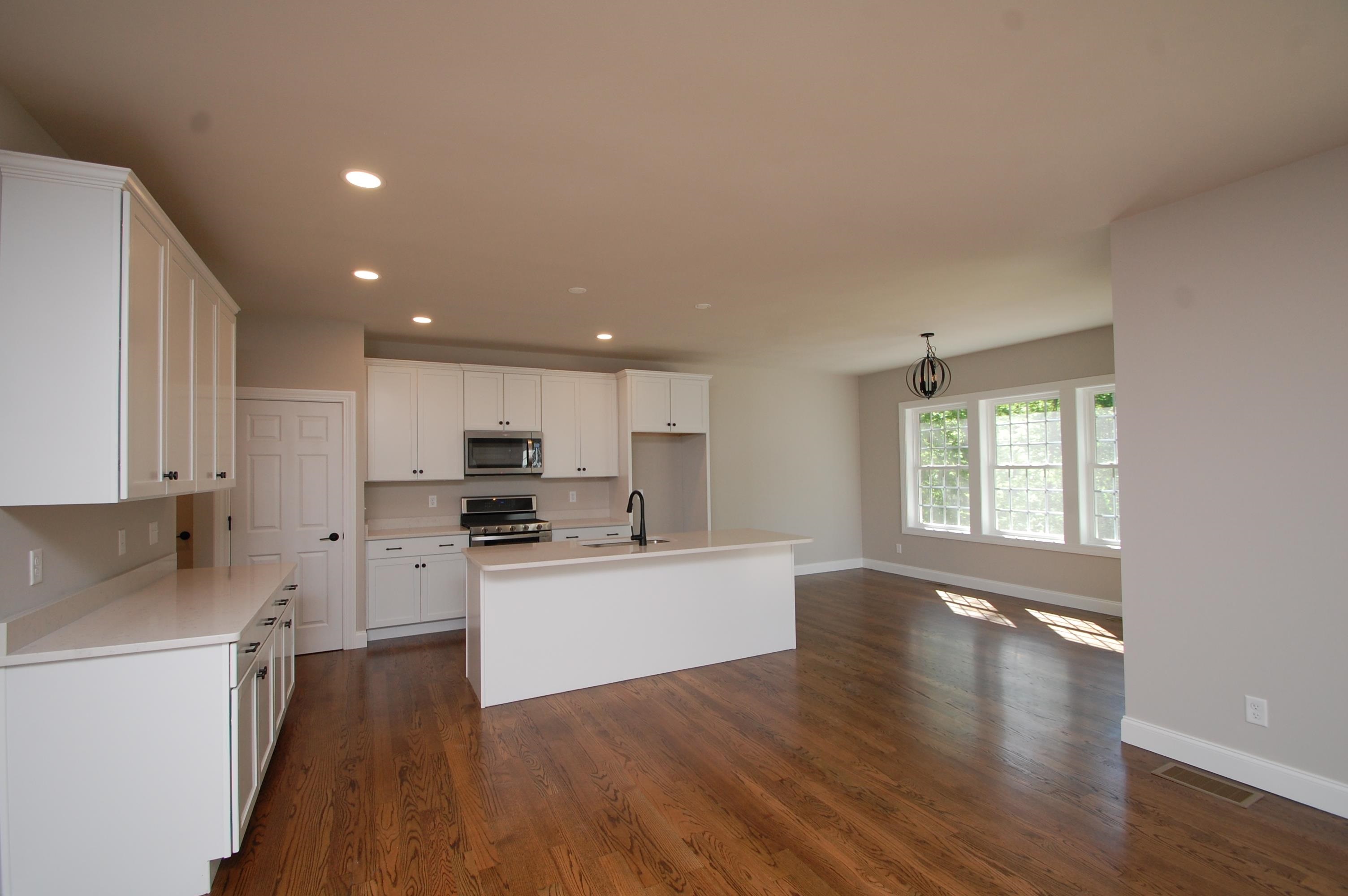 30 Bancroft Road, Unit 78 Londonderry, NH 03053 - Photo 11 of 18