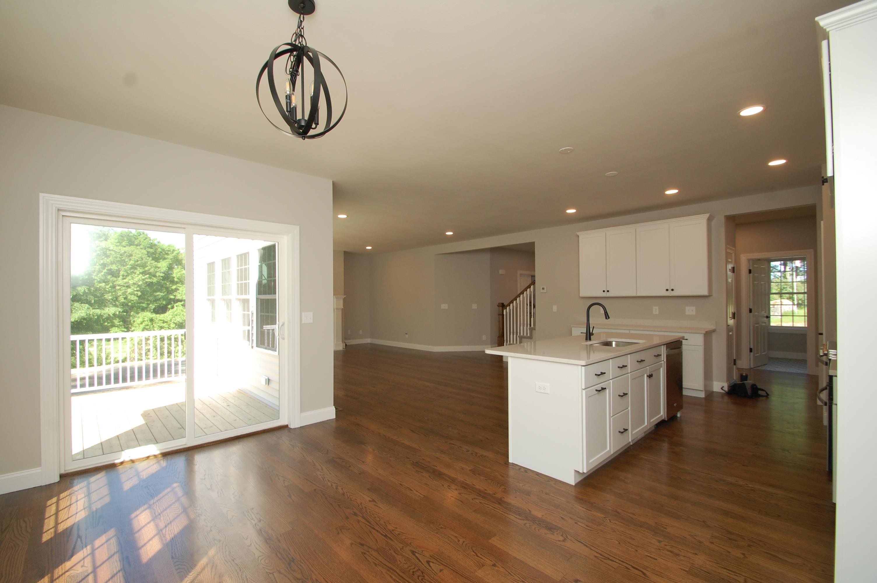 30 Bancroft Road, Unit 78 Londonderry, NH 03053 - Photo 12 of 18