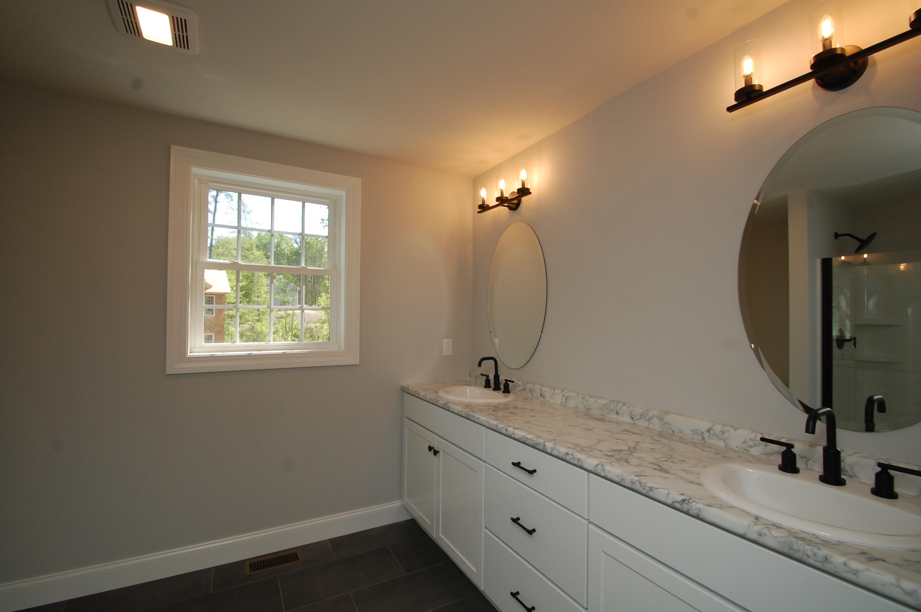 30 Bancroft Road, Unit 78 Londonderry, NH 03053 - Photo 3 of 18