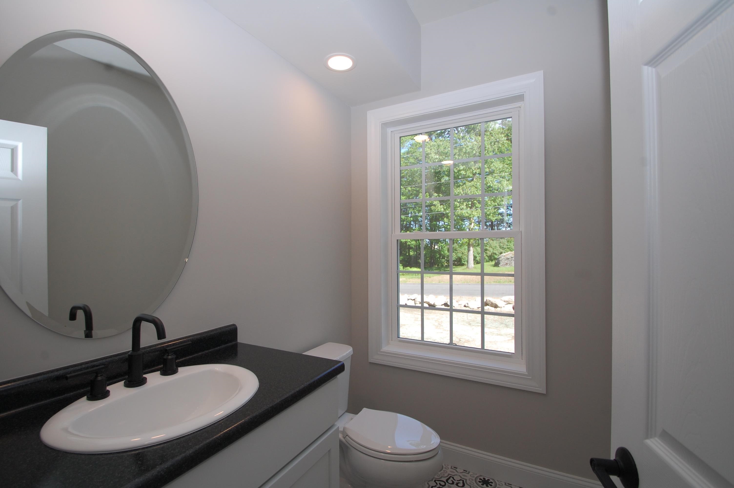 30 Bancroft Road, Unit 78 Londonderry, NH 03053 - Photo 7 of 18