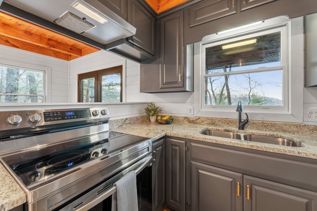 1439 Mangum's Trail Epworth, GA 30541 - Photo 11 of 37