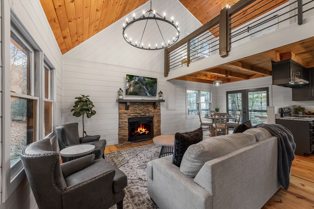 1439 Mangum's Trail Epworth, GA 30541 - Photo 4 of 37