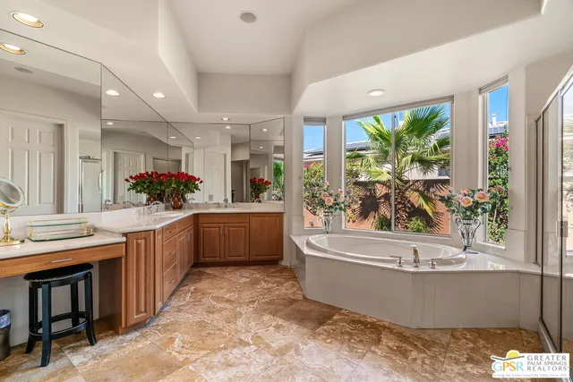 $1,659,000 | 18 Calais Circle, Rancho Mirage, CA 92270