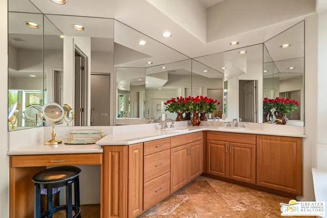 $1,659,000 | 18 Calais Circle, Rancho Mirage, CA 92270