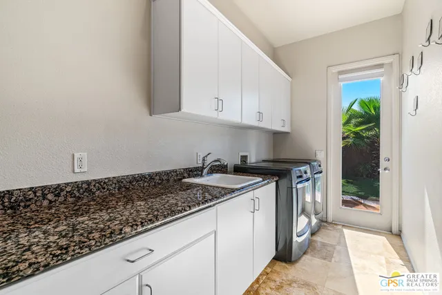 $1,659,000 | 18 Calais Circle, Rancho Mirage, CA 92270