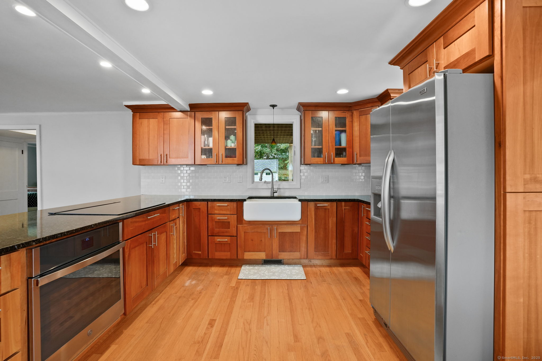 7 High Gate Road Westport, CT 06880 - Photo 12 of 40