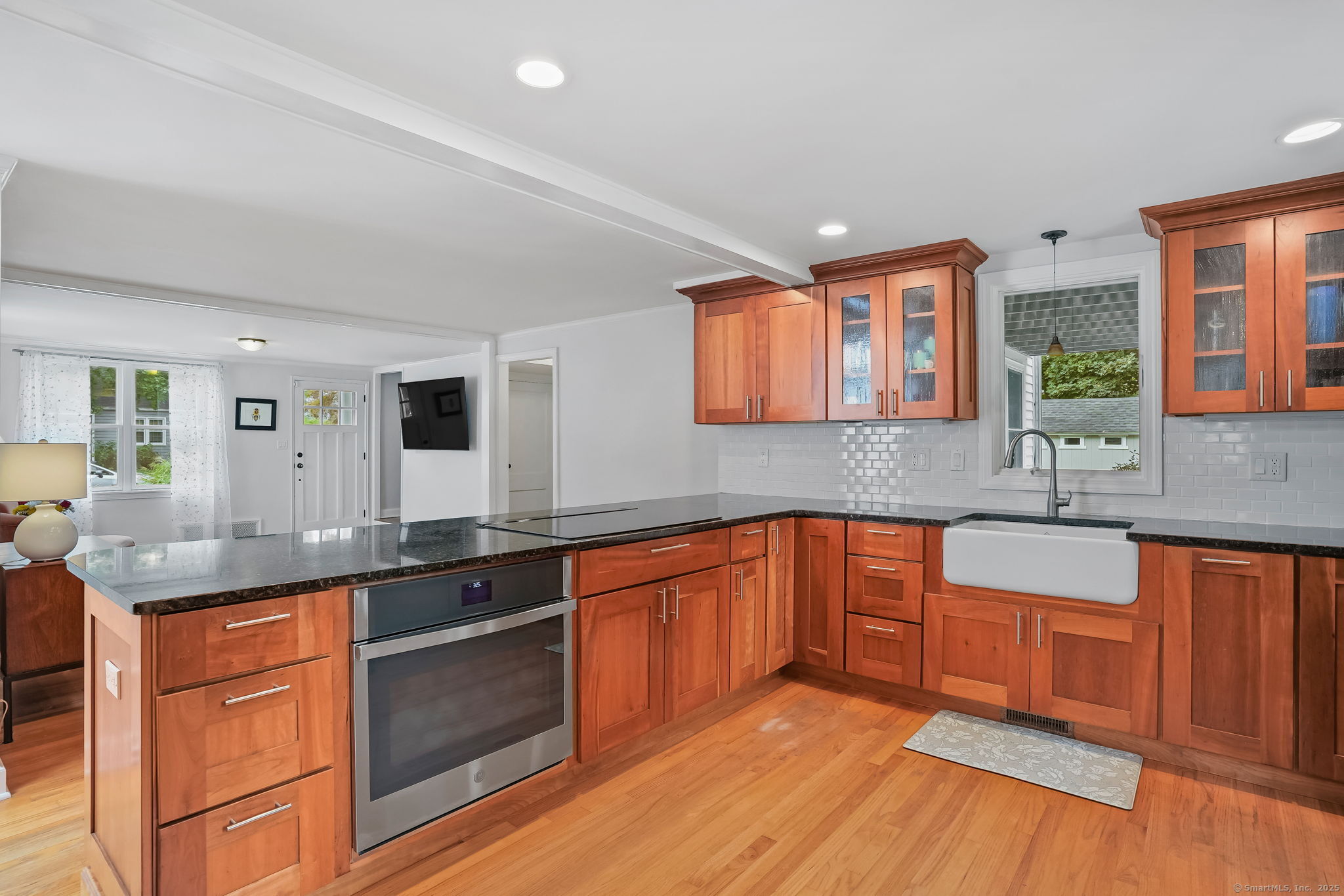 7 High Gate Road Westport, CT 06880 - Photo 13 of 40