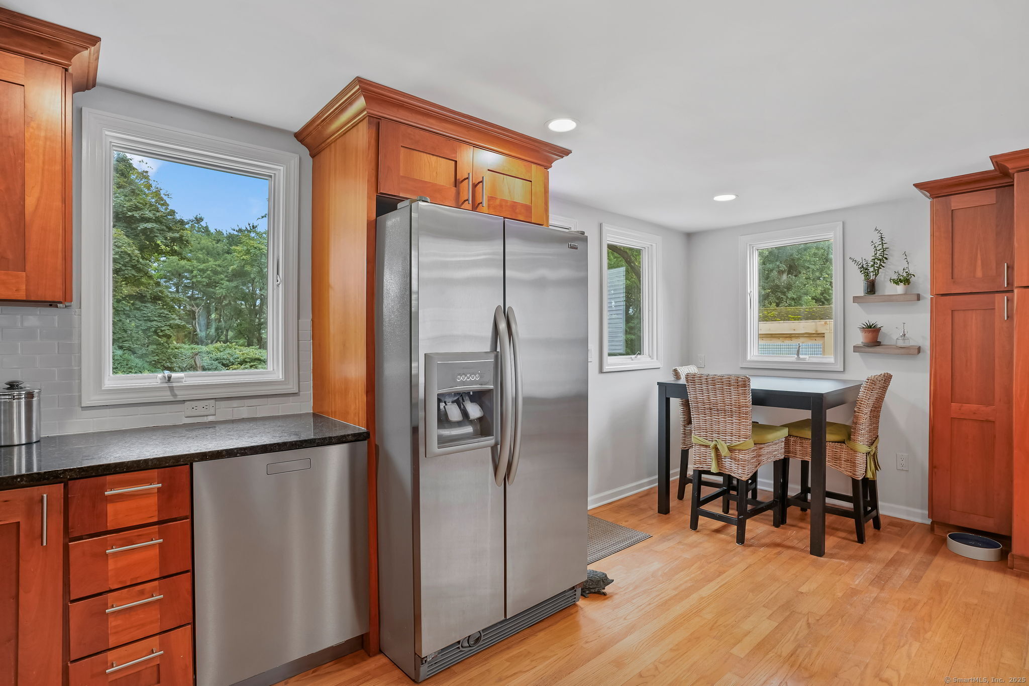 7 High Gate Road Westport, CT 06880 - Photo 14 of 40