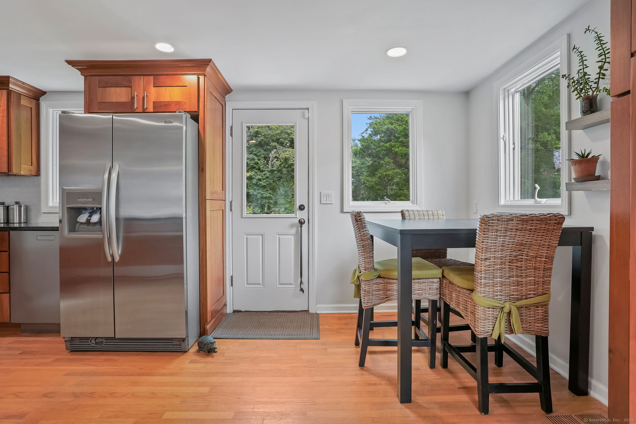 7 High Gate Road Westport, CT 06880 - Photo 17 of 40