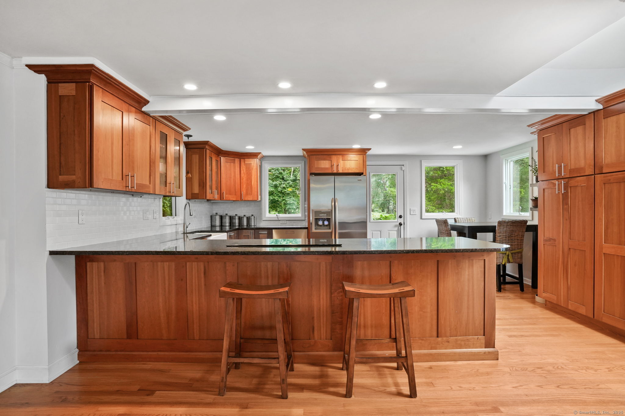 7 High Gate Road Westport, CT 06880 - Photo 9 of 40