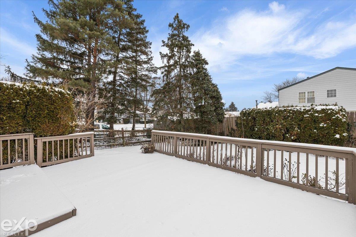 41881 Park Ridge Road Novi, MI 48375 - Photo 8 of 48