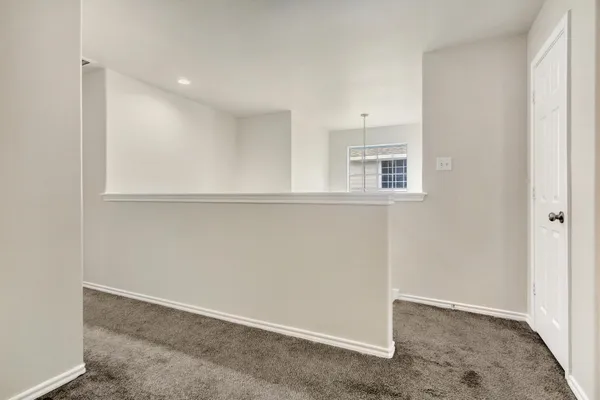 $2,050 | 39 South Camellia Grove Circle, The Woodlands, TX 77382