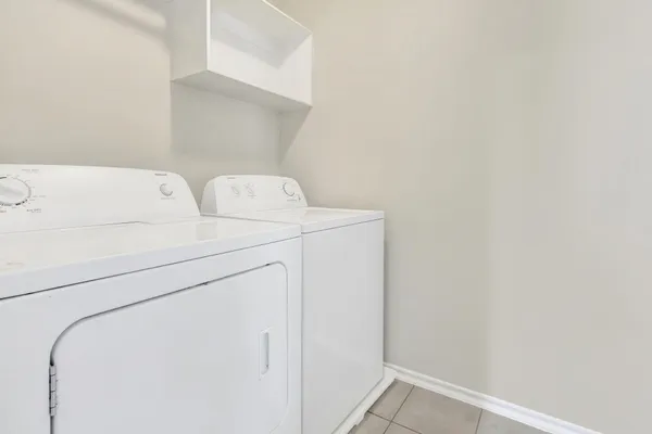 $2,050 | 39 South Camellia Grove Circle, The Woodlands, TX 77382