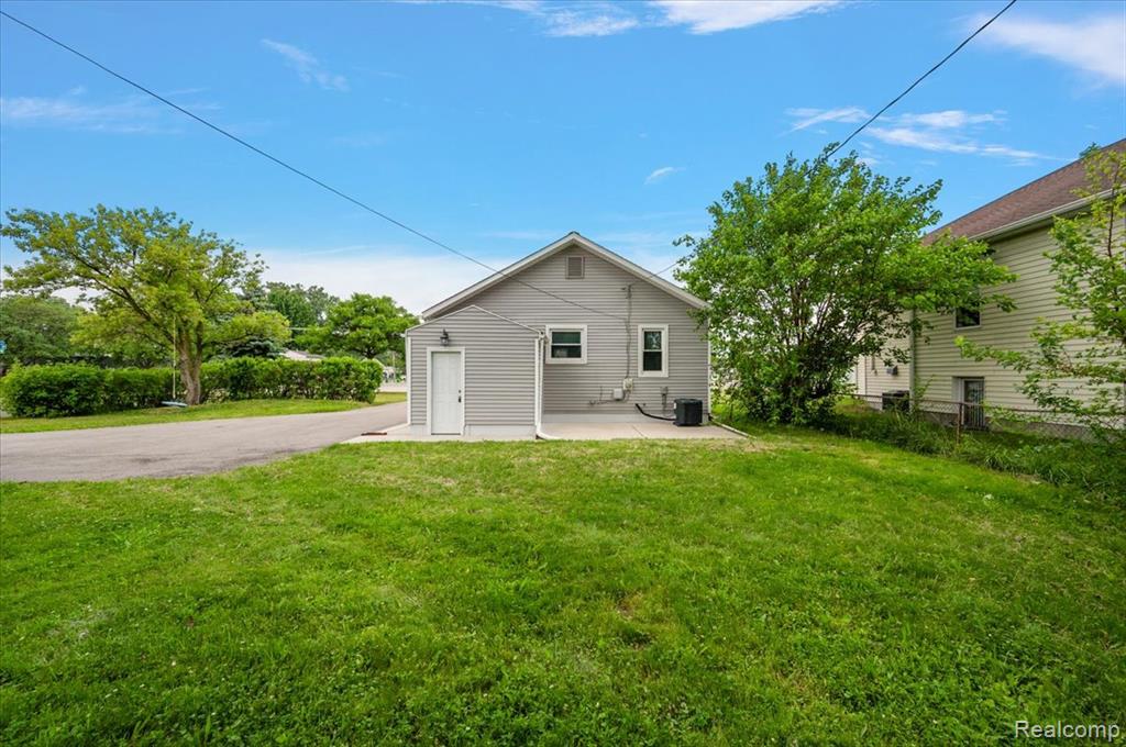 233 West Eleven Mile Road Madison Heights, MI 48071 - Photo 39 of 44 Gallery Image 39