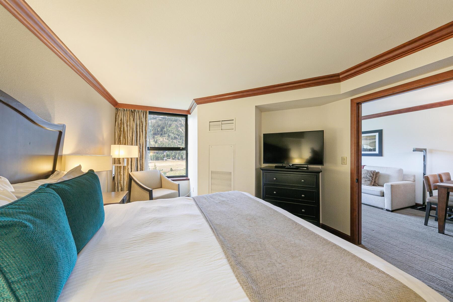 400 Resort Road, Unit 722724 Olympic Valley, CA 96146 - Photo 12 of 28