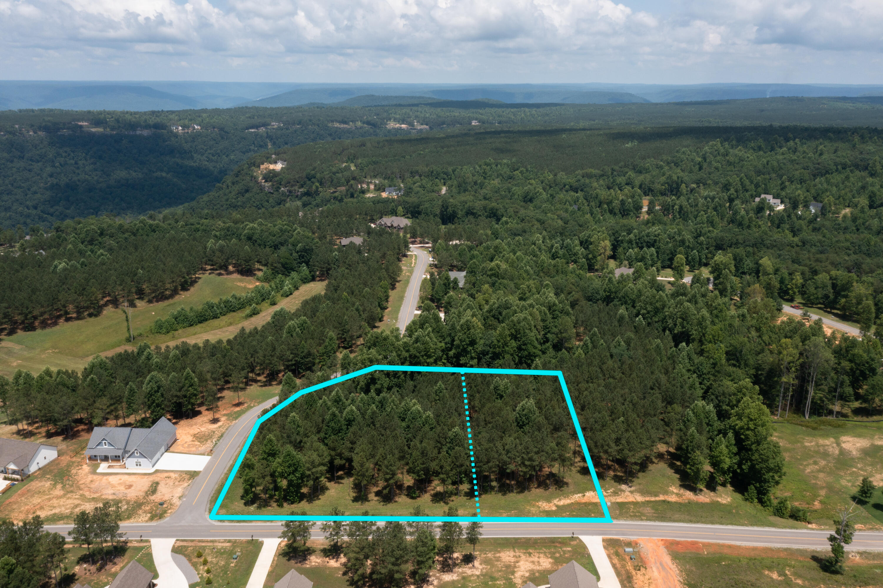 0 Pappy Road, Unit 227 228 Jasper, TN 37347 - Photo 2 of 18 20220712_JasperHighlands_SV227__HoltWebb