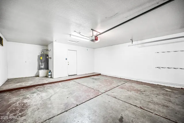 $1,795 | 9018 West Cambridge Avenue, Phoenix, AZ 85037