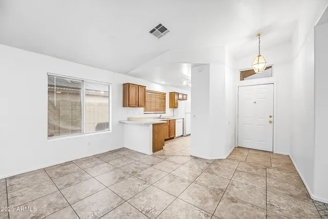 $1,795 | 9018 West Cambridge Avenue, Phoenix, AZ 85037