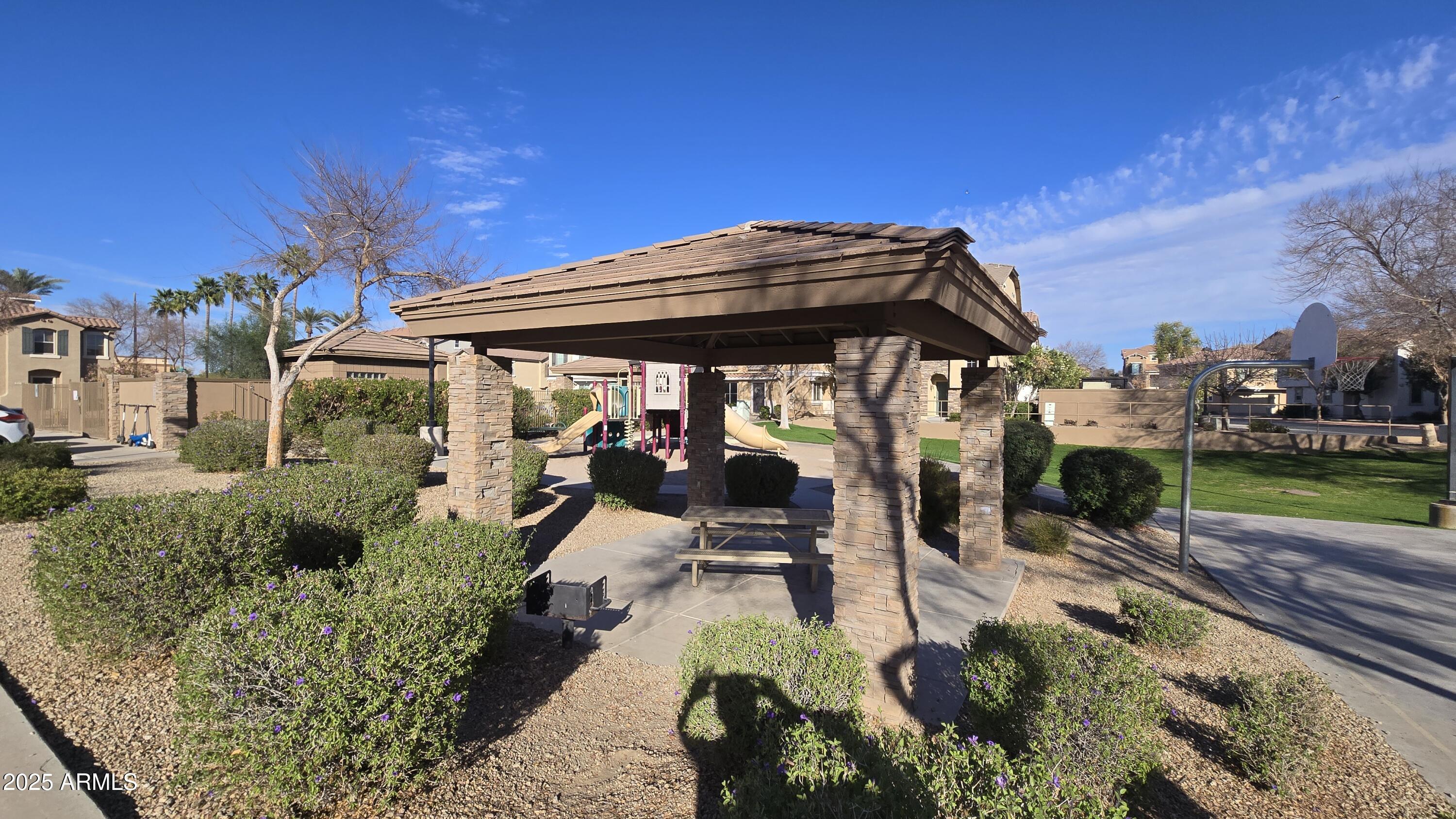 910 West Aspen Way Gilbert, AZ 85233 - Photo 19 of 26 park