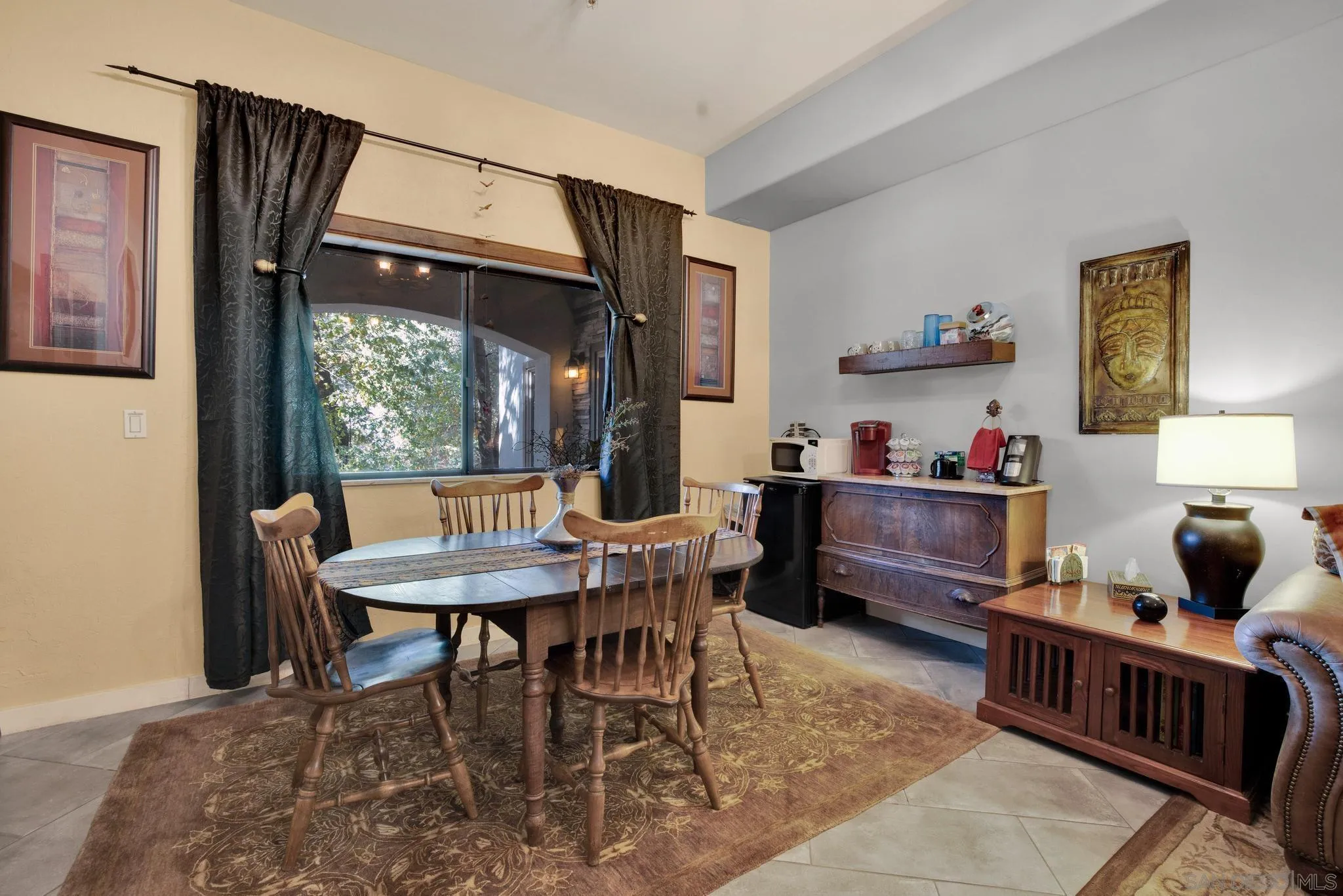 3217 Pera Alta Drive Julian, CA 92036 - Photo 31 of 37 a dining room with furniture and window