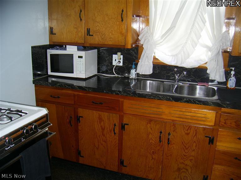 3318 Bears Den Road Youngstown, OH 44511 - Photo 7 of 20 Gallery Image 7