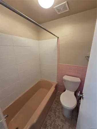 $1,500 | 4155 East Iowa Avenue, Unit 303, Denver, CO 80222