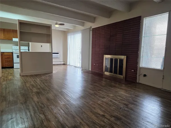 $1,500 | 4155 East Iowa Avenue, Unit 303, Denver, CO 80222