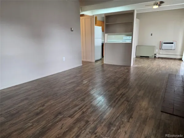 $1,500 | 4155 East Iowa Avenue, Unit 303, Denver, CO 80222