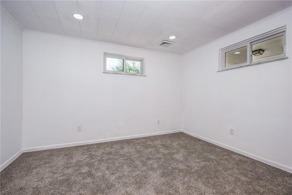 255 Mountain View Road Gibsonia, PA 15044 - Photo 15 of 24