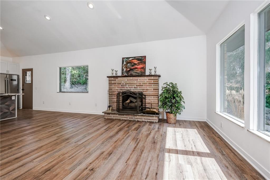 255 Mountain View Road Gibsonia, PA 15044 - Photo 3 of 24