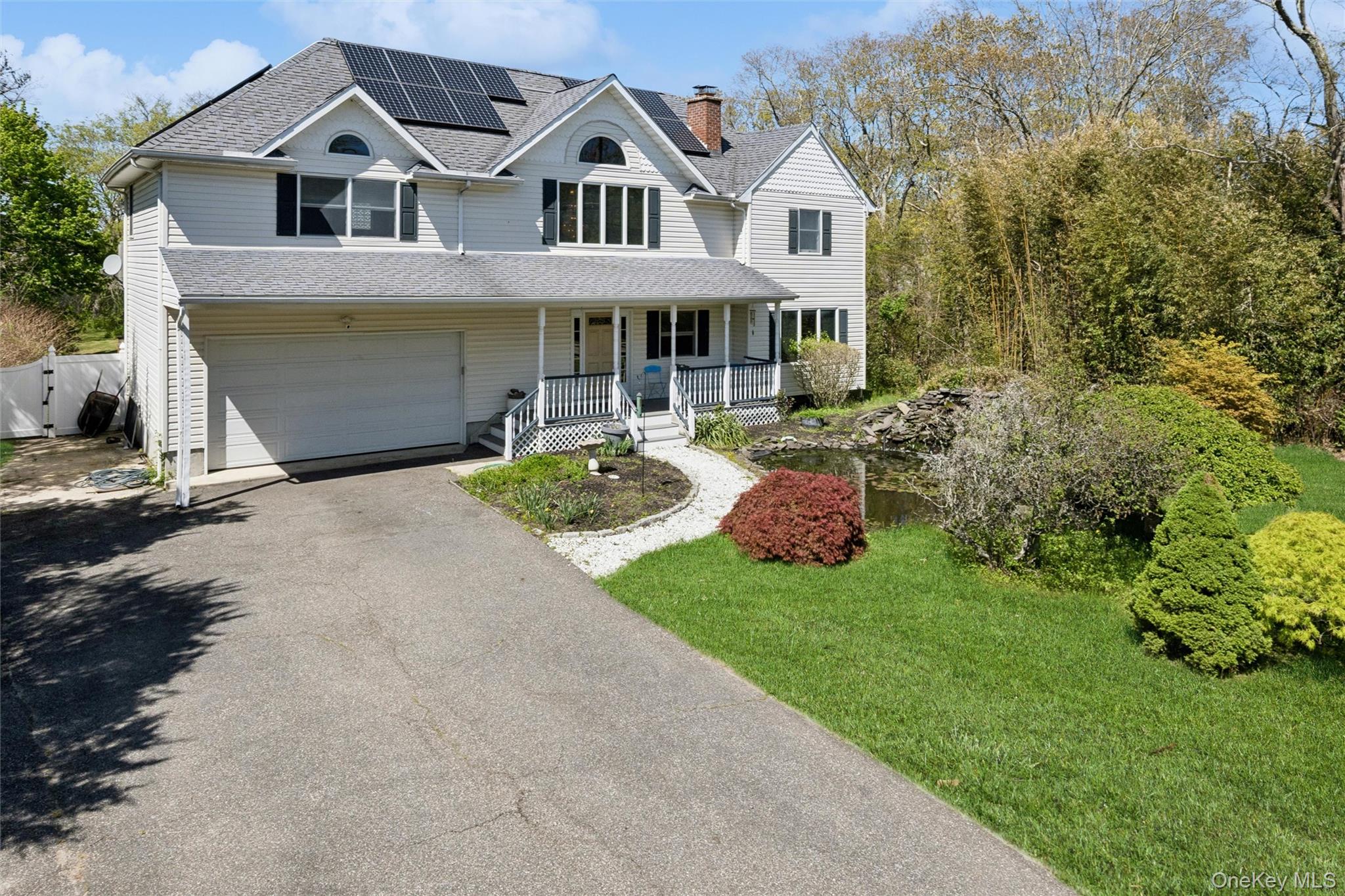 106 South Country Road Westhampton Beach, NY 11978 - Photo 2 of 34