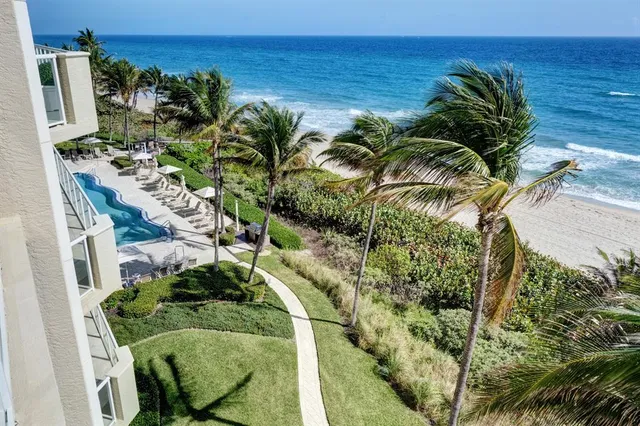 a picture of city view