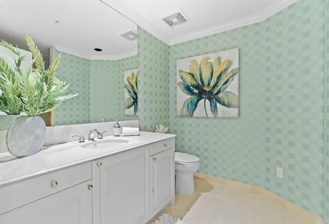 $2,499,999 | 1063 Hillsboro Mile, Unit 501, Hillsboro Beach, FL 33062