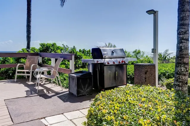 $2,499,999 | 1063 Hillsboro Mile, Unit 501, Hillsboro Beach, FL 33062