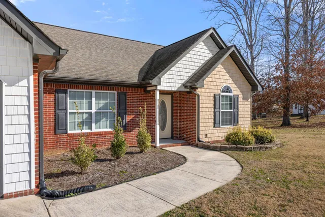 $315,000 | 52 Creeks Jewell Drive, Ringgold, GA 30736